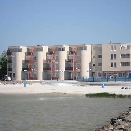 Beach Resort Makkum Habitación foto
